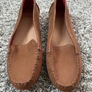 NEW Ugg Ansley slip on loafers